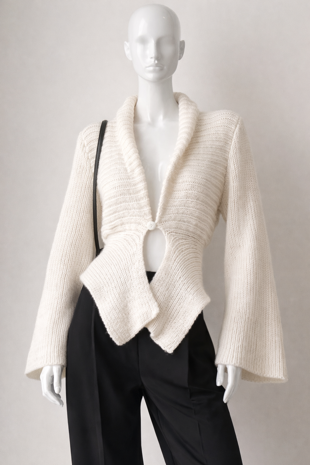 Gilet ajouré élégant col V