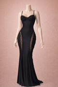 Robe longue en dentelle transparente