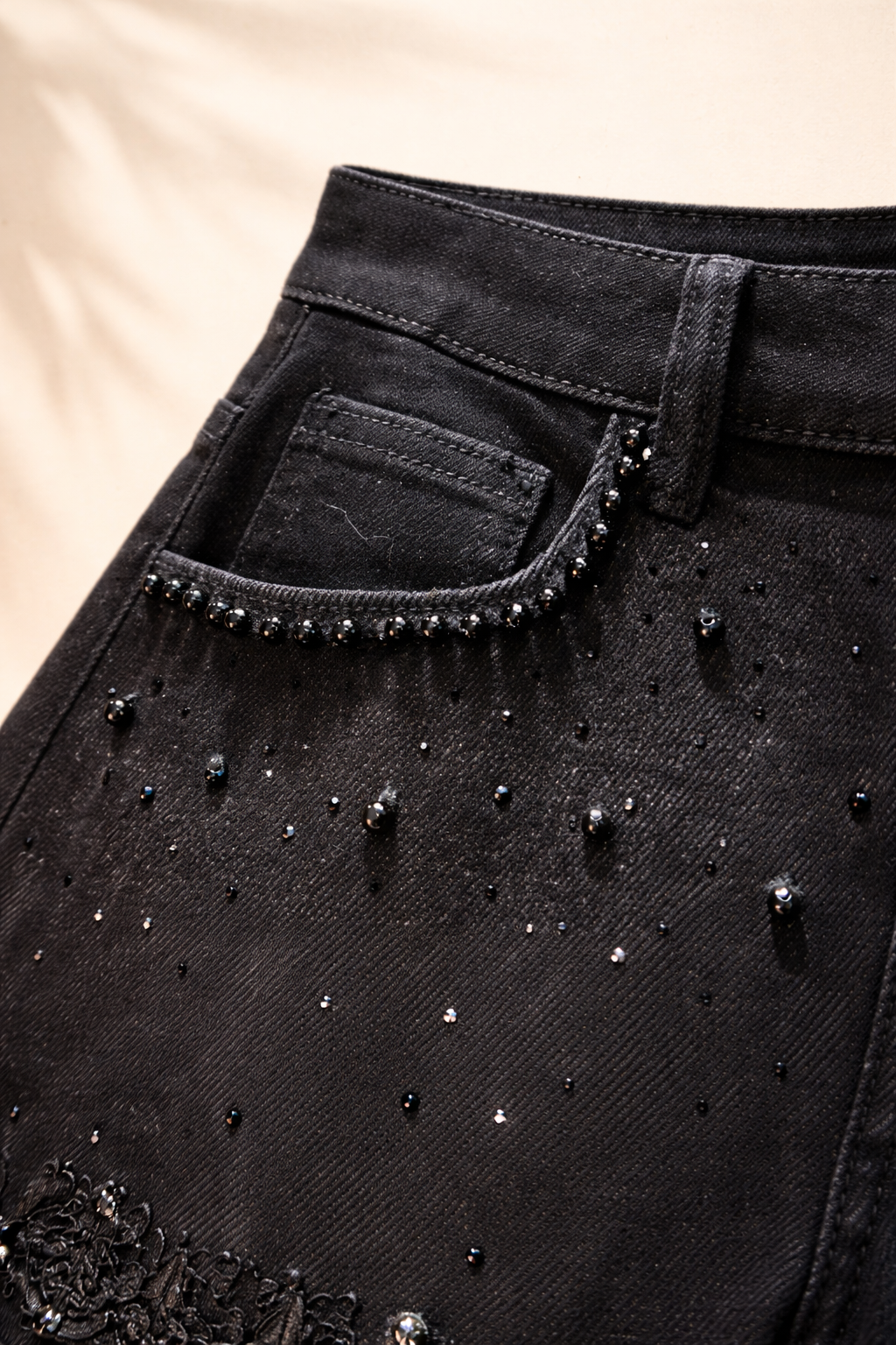 Jean européen en dentelle ajourée